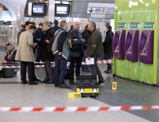French soldier stabbed on patrol in Paris