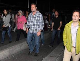 Russell Crowe enjoys Istanbul in company of Turkish director