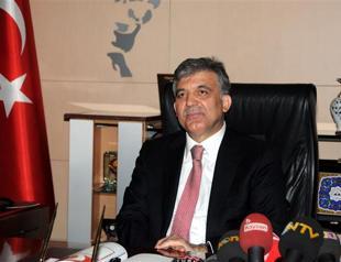 Turkish President Gül’s approval on alcohol bill contingent on Constitution