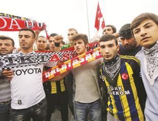 Fenerbahçe fans urge all sides to come together in Super Cup