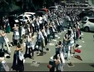Turkish Airlines flight attendants on strike join Gezi Park ‘marauders’ with parody