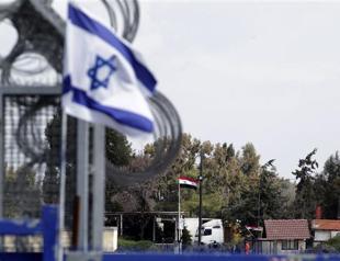 Syria retakes Golan crossing after Qusayr triumph