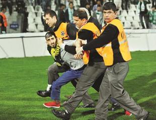 Private security guards build up sector of 262,000 employees