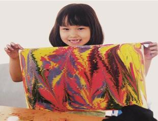 Chinese take to Turkish art of marbling