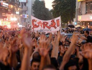 Member of Beşiktaş supporters group Çarşı stabbed in Taksim Gezi Park