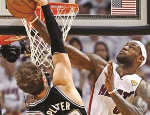 Miami Heat rebound to rout Spurs