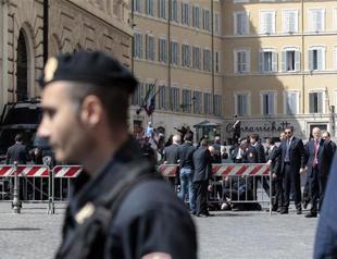Two wounded in shooting as new Italy government sworn in