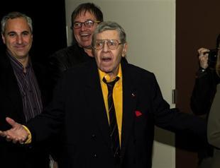 Jerry Lewis makes appearance at King of Comedy