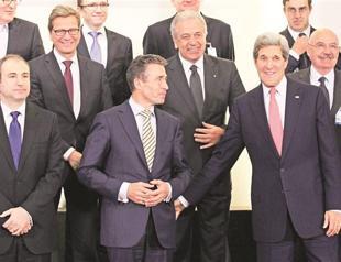 NATO to take cyber-defense on agenda as threat grows