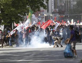 Police fire tear gas to disperse thousands of protesters in Ankara