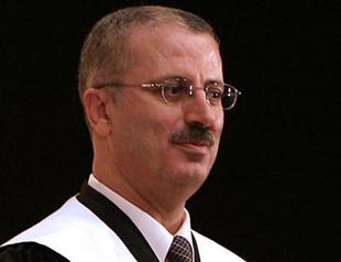 Palestinians Abbas appoints new PM to Hamas outrage