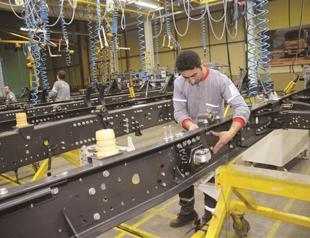 Local production slows on falling foreign order