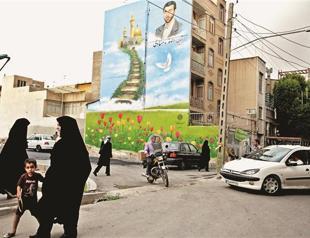 Obama government orders further sanctions on Iran