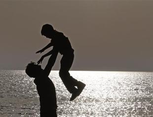 Swedish dads stay home so mum can get back to work