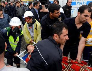 Gezi Park protesters provide first aid to police officer