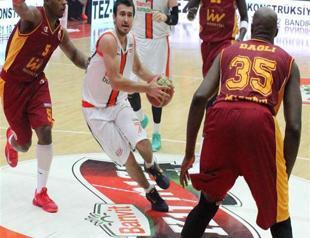 Banvit ends Galatasaray’s winning streak, survives in TBL finals