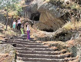 French archaeologists to examine Stone Age inns in Black Sea province