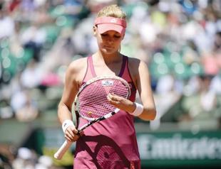 Radwanska looks to improve on grass