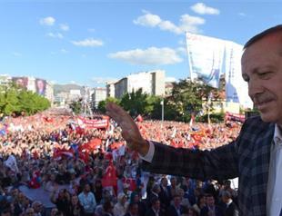 Turkish PM warns over possible rise of sectarian tensions