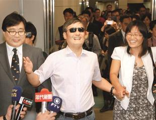 Chen issues stern warning to Beijing