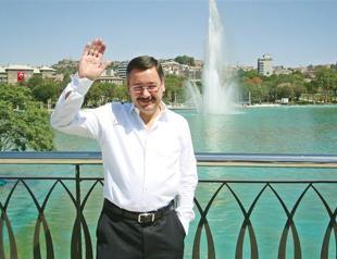 After BBC, Ankara mayor takes it to CNN in Twitter campaign