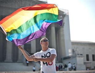 US top court strikes down federal marriage law in win for gay rights