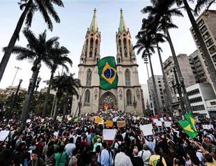 Sao Paulo, Rio officials suspend subway, bus fare hike that sparked nationwide protests