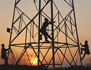 Eurozone output slump eases amid German stall