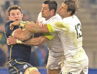 Heathcote back at flyhalf for Scotland