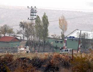 One killed in clashes between protesters, soldiers in southeastern Turkey