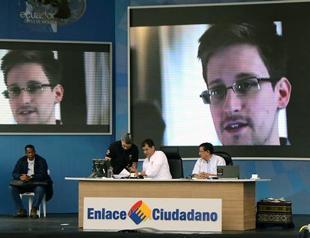 US vice president asks Ecuador president to not give Snowden asylum