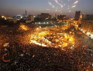 Showdown looms as Egypts Morsi marks first year