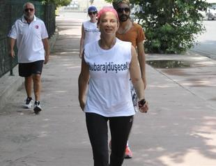 Turkish ‘walking woman’ keeps on walking