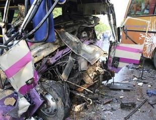 Eight dead, 27 injured in Ukraine bus crash