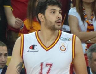 Turkish national team sponsor denies responsibility for pro-Gezi basketball star’s dropping