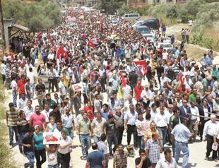 Mothers mourn at Gezi protester Ali İsmail Korkmaz’s funeral