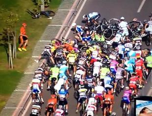 Lithuanian cyclist Kruopis survives mass crash to win second stage of Tour of Turkey