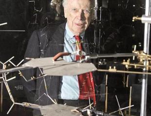 Reverse extinction might be possible