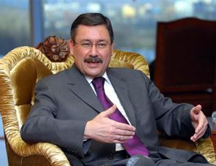 Ankara mayor asks opposition deputy on Twitter: Are you gay