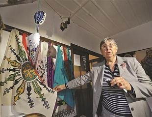 Renowned poet’s daughter-in-law preserves old art of fabric printing