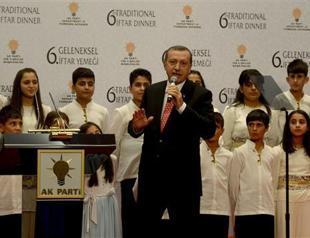 Turkish PM defends Egypt and Syria stance, criticizes EU at ambassadors’ iftar dinner