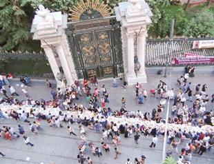 High tables, low tables...