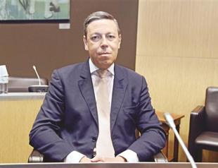 Swiss arrest witness in French tax scandal