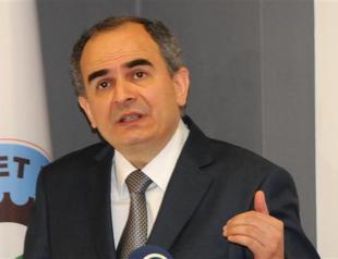 Turkish Central Bank paves way for rate hike after lira slide