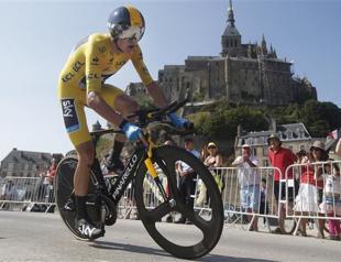 Doping questions follow Chris Froome after Ventoux victory