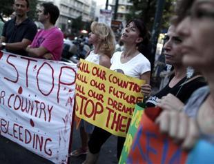 Greece hit with new general strike over reforms