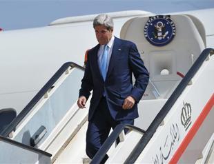 Kerry in region with peace talks on agenda