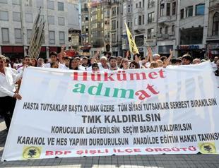 BDP organizes government, take a step rally in Istanbul