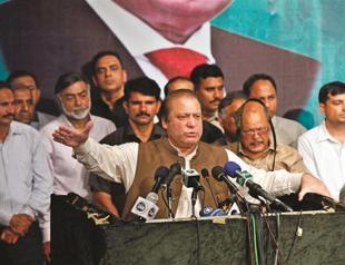 Sharif ‘monopolizes’ power, cooling army