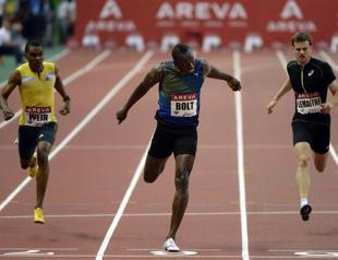 Bolt delivers 200m belter in Paris